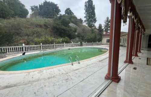 Specious 6000 sf privat gated villa with View - Foto 12