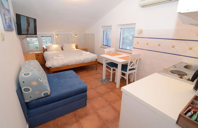 Maritimo Apartments - Photo 6