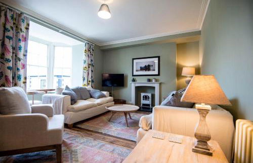 Gwalia House - A Luxurious Townhouse in the Heart of Laugharne - Photo 2