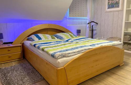 Ferienwohnung Köln-Poll - Photo 1