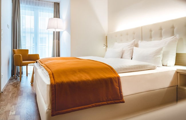 Oliver Apartments - Photo 9