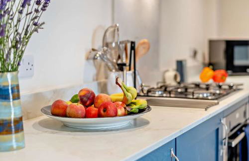 3 Bed in Salisbury 95325 - Photo 6