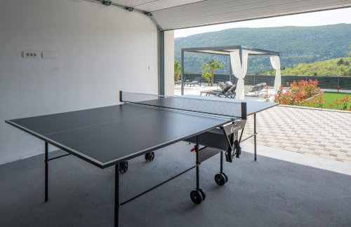 Villa Carmen with 5 en-suite bedrooms, 48 sqm pool, 8km from sea - Photo 48