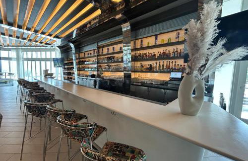 Beachfront-Spacious W Residence - Foto 2