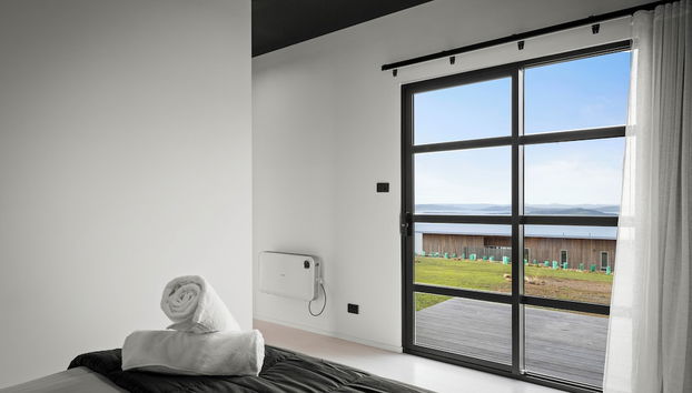 The Outlook on Mount Louis – 2 Bedroom - Foto 2, Zimmer