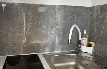 Très beau Studio lumineux dans Villa avec piscine - Foto 33