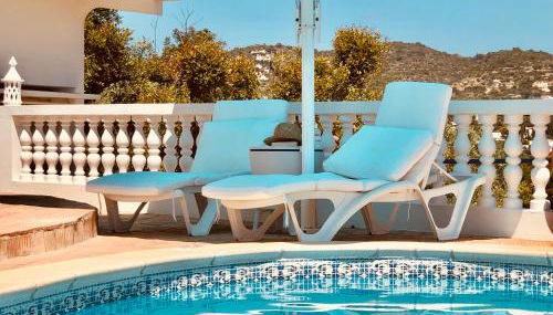 Luxury Casa da Fonte - Private Heated Salt Pool - Foto 5, sunbed