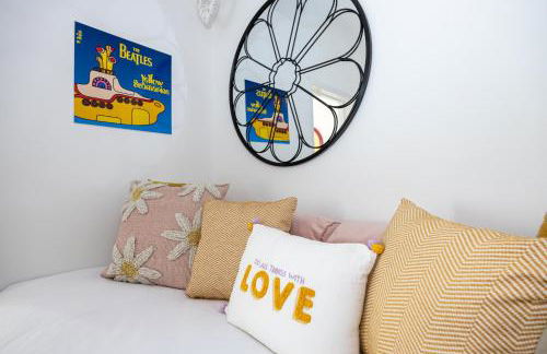 Earp House - Air Host & Stay - Sleeps 7 - Foto 31