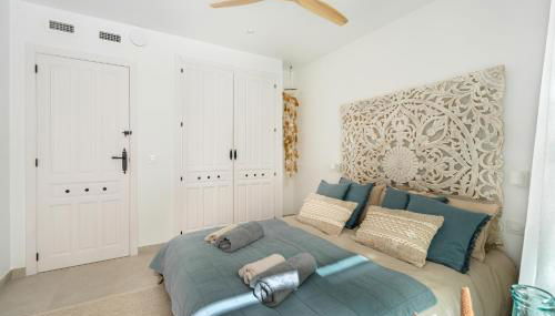 Ibiza Style Villa with pool by Prime Spanish Holidays - Photo 2, wardrobe