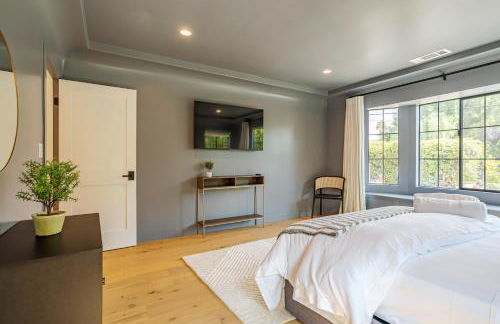 Designer 2 bed near Universal sleeps 8 hot tub - Foto 22