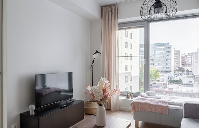 Stylish New 1BR Home with Sauna, Hosts 5 Guests - Photo 21