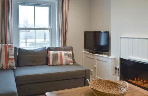 Coastguard Cottage - Photo 3