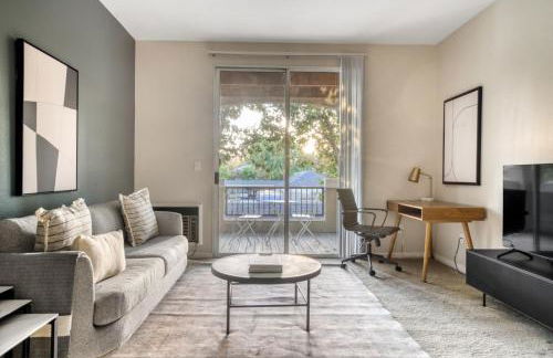 Blueground Sunnyvale West pool nr Cupertino Park SFO-1127 - Foto 1