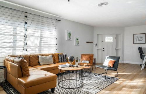 Luxury Home & Mins to Beach and Walk to Downtown - Foto 6