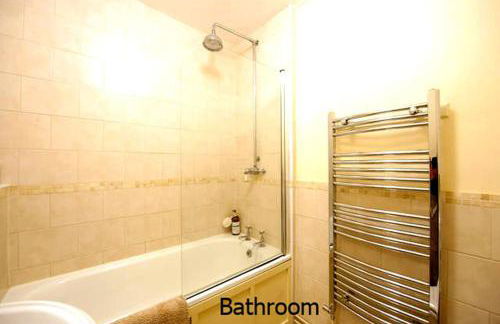 High Street Apartment - Foto 12