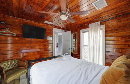 Urban Loft - City Center Walk to Everything - Photo 22