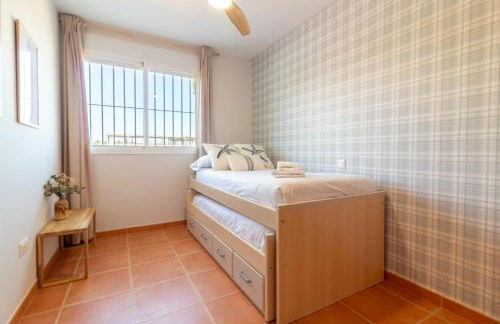 Global Properties, Planta baja con piscina en Almenara - Foto 17