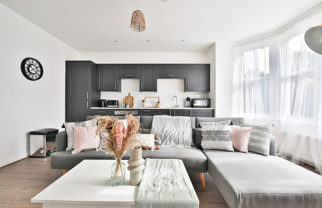 Spacious Apartments with Private Parking - Foto 68