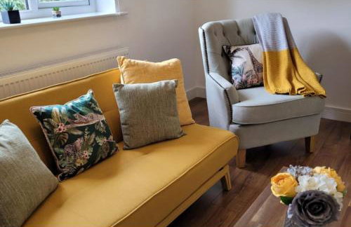 Private Spacious 2 Bedroom, 2 Bathroom & 2 Parking by Srk Accommodation - Foto 23