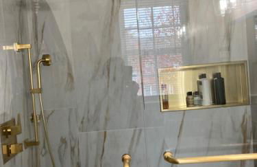 Luxe Central Suburban Retreat - Foto 8