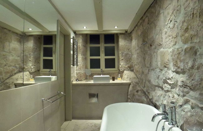 Villa Skylight - Two Bedroom Villa & Studio With Private Swimming Pool, Garden and Sea View - Foto 12