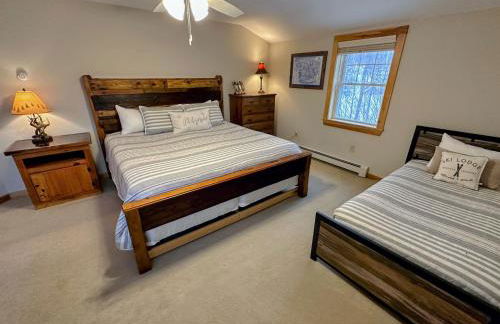 NEW Single family home with spectacular views and lots of space Privacy convenience and style - Foto 44