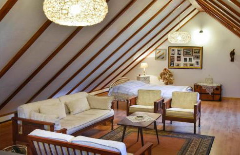 Beautiful Home In Kucice With Wifi - Photo 19