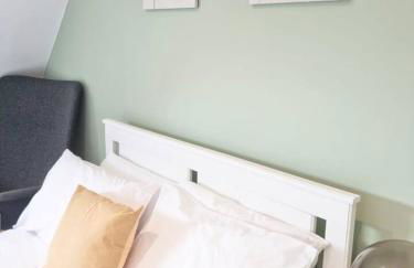 Hyland Apartment by CityNest - Foto 18