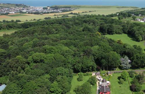 Maison de campagne lumineuse spacieuse dans impasse au calme a proximité d'un chateau deux vérandas grand jardin cabane pour vélos, pres Port en Bessin et Bayeux, proche plages du débarquement - Foto 36