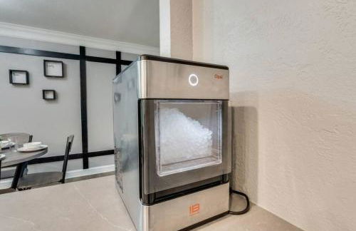 Gametime! Walk to Cowboys/ Rangers Stadium - Photo 26