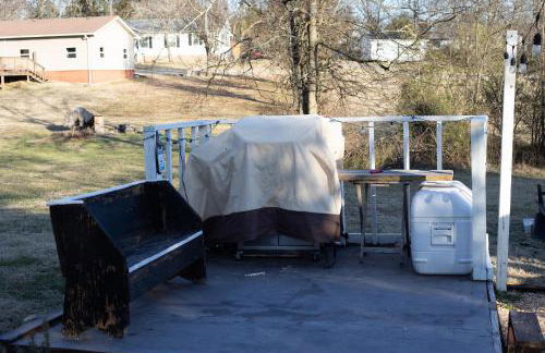 Lakeside Serenity Your Perfect Getaway Gallatin - Photo 12