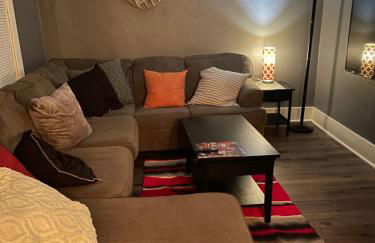 yellow house downtown - Foto 1