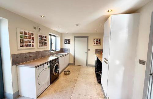 Large 4 Bedroom Seaside House by the beach and cliffs - Foto 7