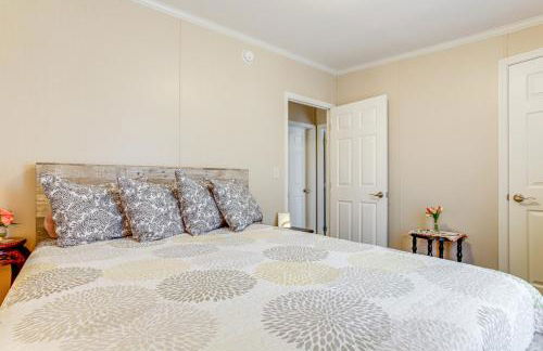 1 Mi to Boat Ramp Peaceful Deal Island Home! - Foto 12