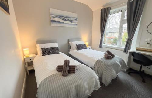 Crew Quarters - Your Ideal Stay in Bury - Photo 25