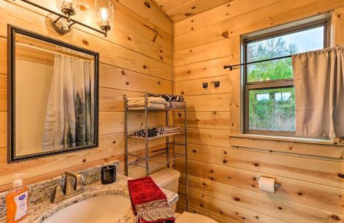 Cozy Mtn Cabin Spacious Deck and Forest Views! - Foto 21