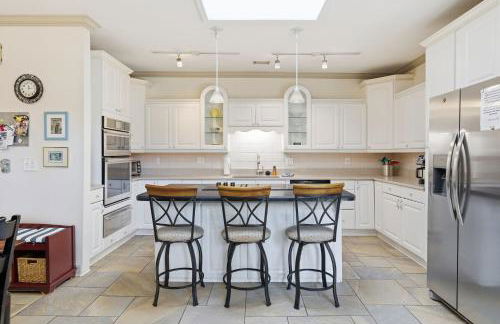 Vacation Paradise - Private Pool Fire Pit & BBQ - Foto 23