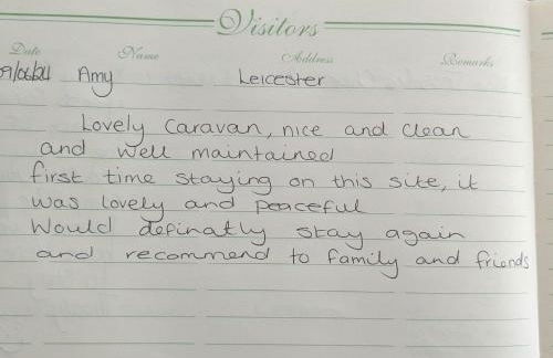 L25 L&g caravan hire 6 berth millfields family only and lead person must be over 30 MAX 4 ADULTS - Foto 35