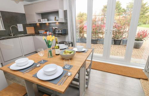 The Coach House - Photo 8