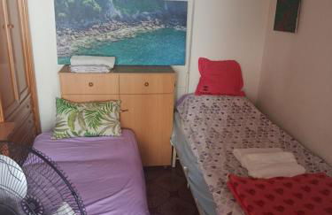 En pleno centro A 5 min de Renfe y bus aeropuerto - Photo 5