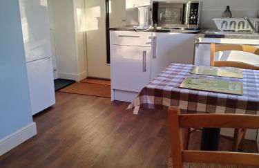 Two Birds Weekly Stay - Foto 25