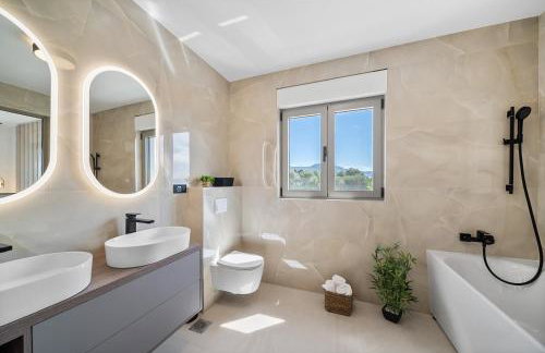 Villa San Pietro A Luxurious Seaside Retreat in Kaštel Štafilić - Foto 27