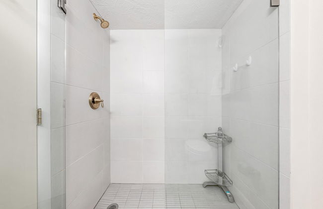 Palm Bay Club by Beachside Management - Photo 117