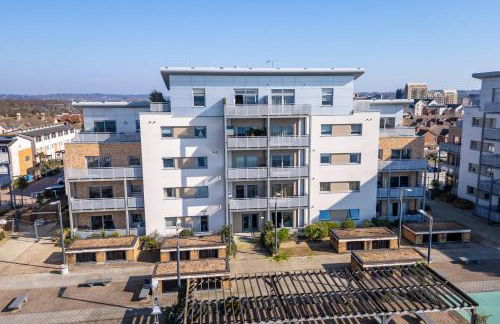 Island's Edge- Moments from Hamworthy Beach and Park - Photo 12