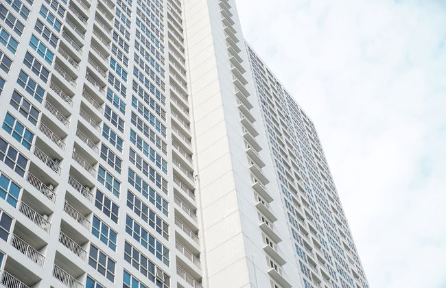 Spacious with City View 1BR at Callia Apartment - Foto 19