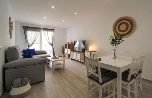 3 Bedroom Nice Apartment In Benajarafe - Photo 4