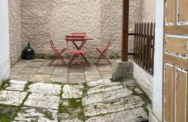 La Mirada de Juana - Photo 1