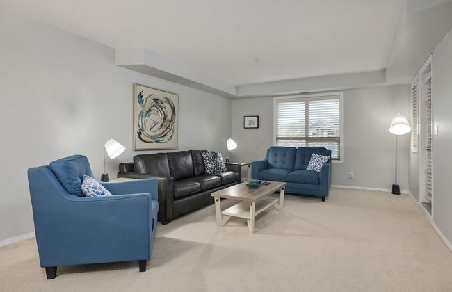 AMAZING 3Br Condo | Heated Pool & Hot Tub | Hm Theatre | Pool Table - Photo 15