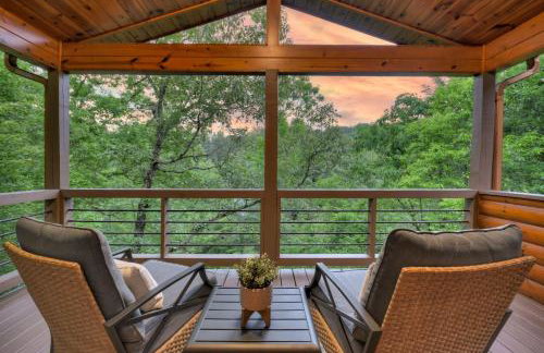 A Little Bit of Heaven Swim in the creek soak in the hot tub and relax in comfort - Foto 1