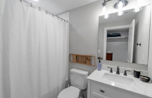 Charming Pet Friendly Concord Retreat home - Foto 27